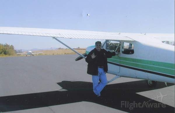 Cessna 175 Skylark (N8255T)