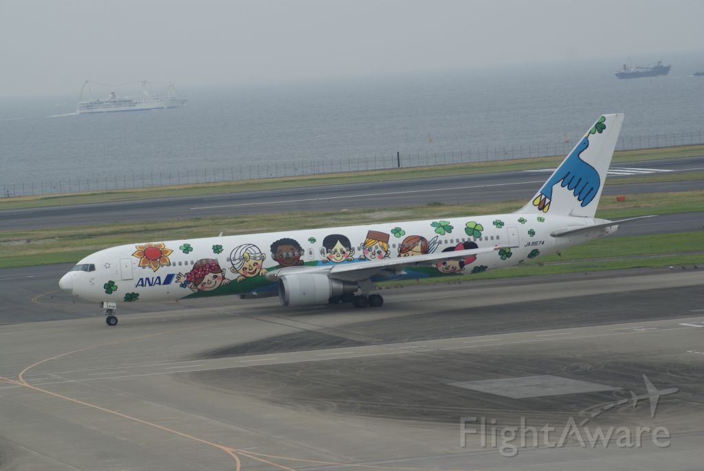 BOEING 767-300 (JA8674) - All Nippon Airways B767-381 cn25661