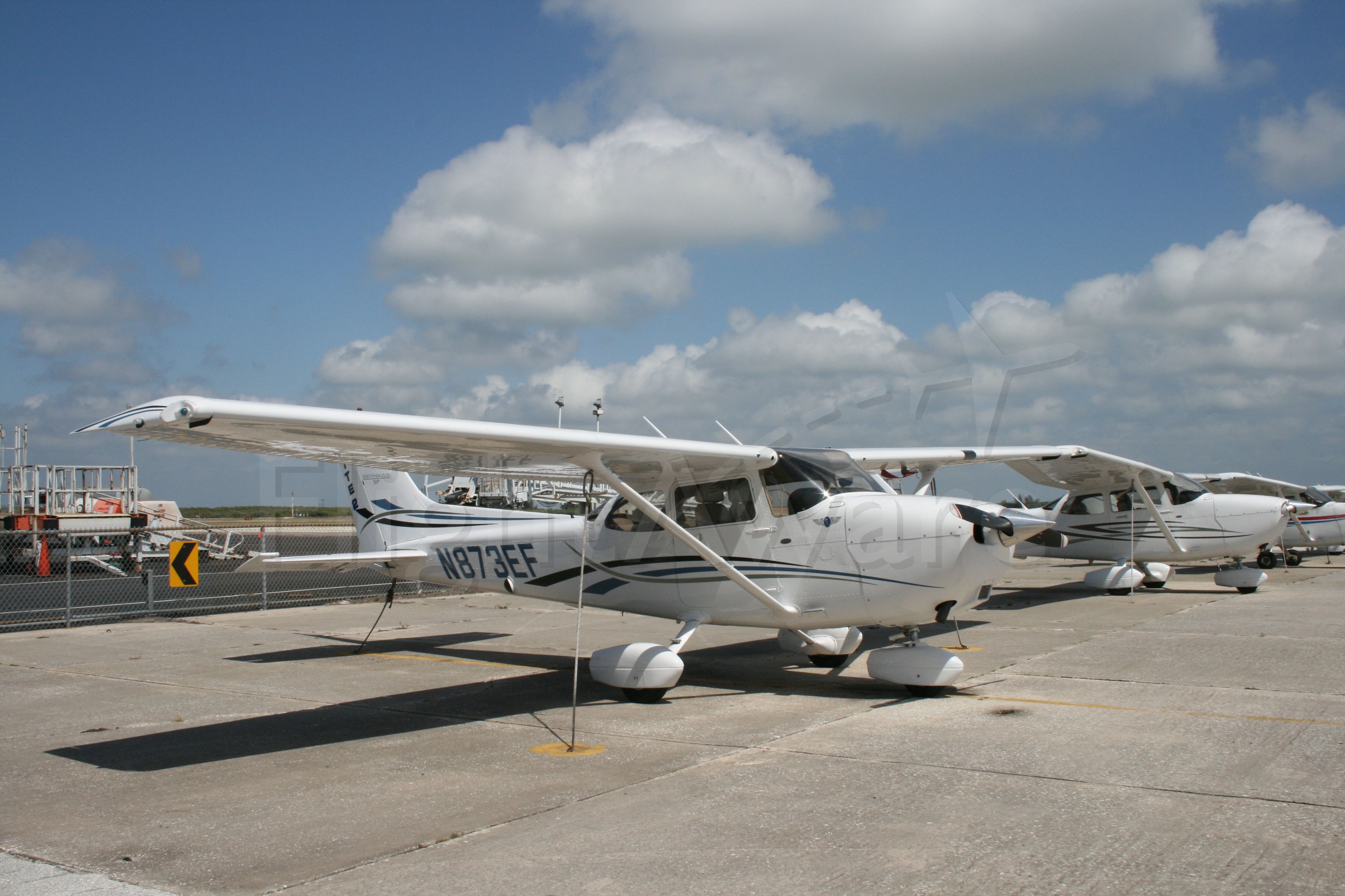 Cessna Skyhawk (N873EF)