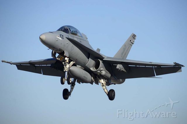 16-3997 — - McDonnell-Douglas F/A-18D Hornet BuNo 163997 #430 of VFA-106 Gladiators about to land at NAF el Centro.