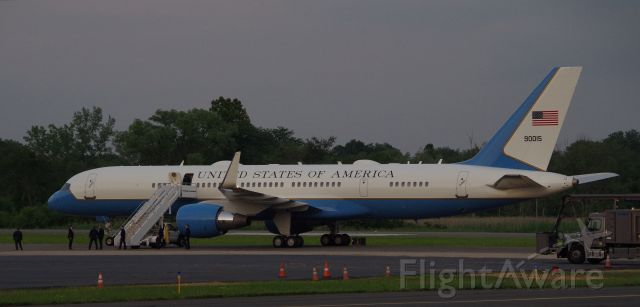 Boeing 757-200 (09-0015) - MORRISTOWN, NEW JERSEY, USA-JULY 24, 2020: Air Force One is seen parked next to the end of runway 23 approximately one half hour after landing with President Trump on board. The President is spending the weekend at his golf club in Bedminster, New Jersey. When flying into or out of Morristown Airport, the Air Force uses the Boeing 757-200 as Air Force One, instead of the larger 747, because of shorter runways at Morristown.