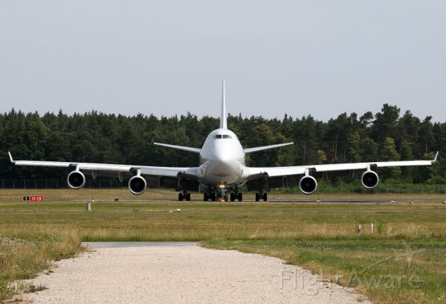 Boeing 747-400 (LX-VCV)