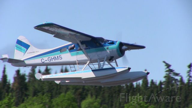 C-GHMS — - Près de la rivière Piché le 6 juin 2014, lorsque ce Beaver décollait.