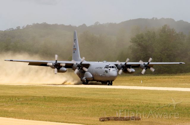 Lockheed C-130 Hercules (92-3288) - A USAF Lockheed C-130H, cn 382-5353, from the 934th Airlift Wing, Flying Vikings, Minneapolis, MN, arriving at Young Air Assault Strip during Warrior Exercise 86-13-01 (WAREX) on 24 Jul 2013.