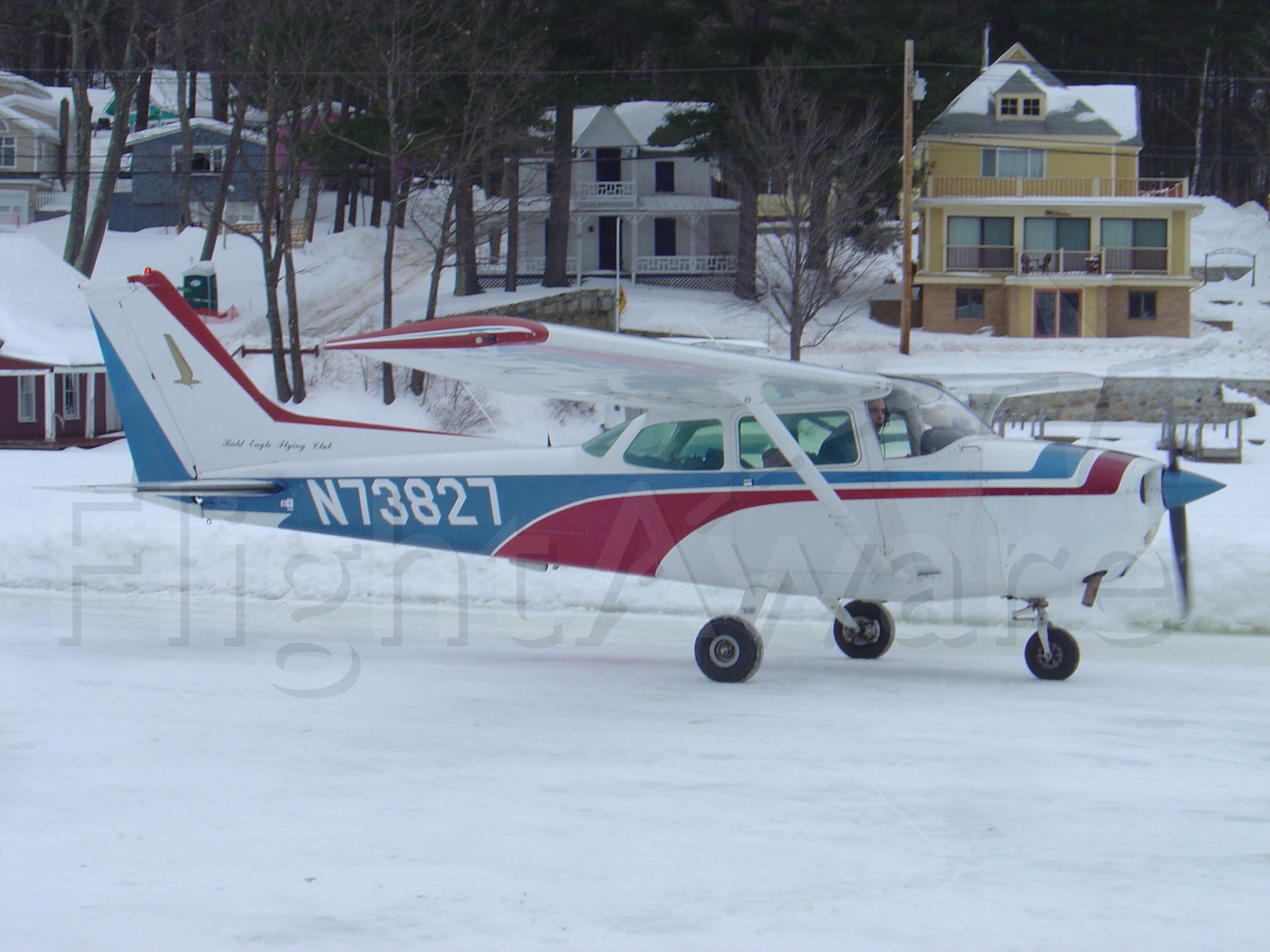 Cessna Skyhawk (N73827) - ALTON BAY FEB 09