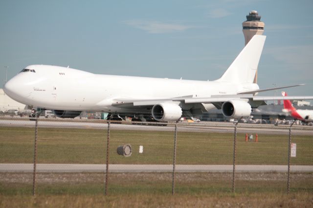 BOEING 747-8 (N859GT)