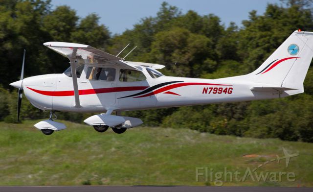 Cessna Skyhawk (N7994G) - a rel=nofollow href=http://www.gumshoedetectives.comwww.gumshoedetectives.com/a