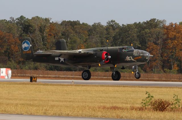 North American TB-25 Mitchell (13-0669) - The Collings Foundations North American B-25 Mitchell "Tondelayo" landing on Runway 18 at Pryor Field Regional Airport, Decatur, AL - October 26, 2016.