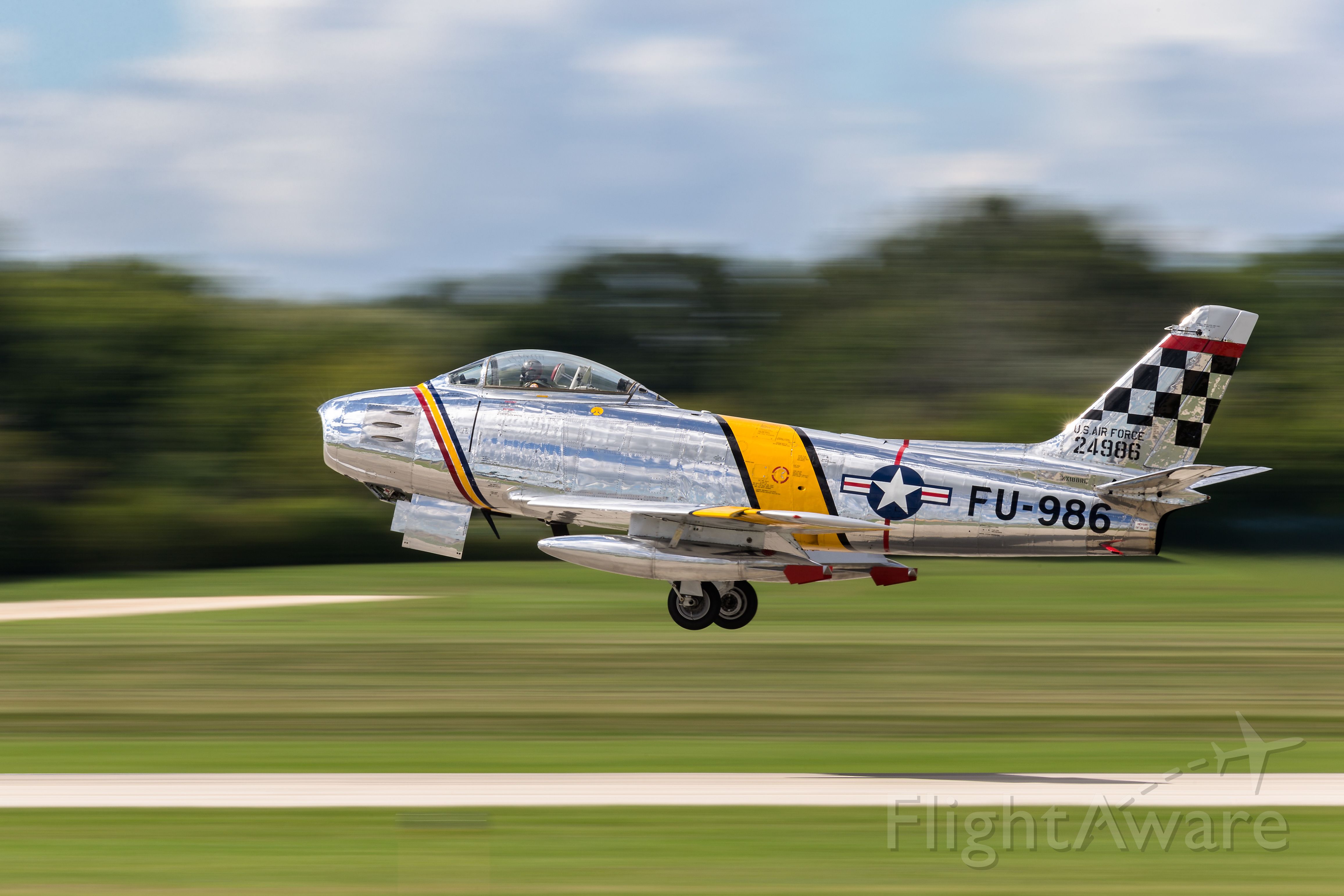 North American F-86 Sabre (NX188RL) - F-86 Sabre flying at the 2016 Northern Illinois Airshow (formerly known as Wings Over Waukegan). Feel free to checkout some of my other photos. a rel=nofollow href=http://michaeltowster.smugmug.com/Airshowshttp://michaeltowster.smugmug.com/Airshows/a