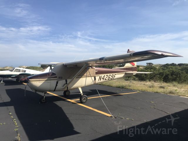 Cessna Skyhawk (N4269F)