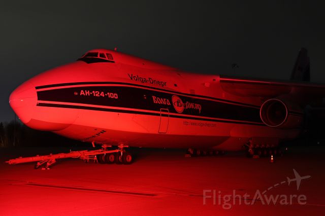 Antonov An-124 Ruslan (RA-82077) - A little mood lighting anyone? I thought I’d try a little light painting on this AN-124 last night (19 Mar 2021). What do ya think?