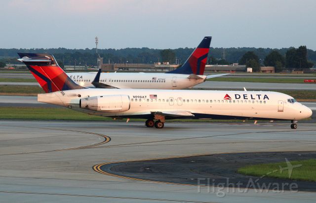 Boeing 717-200 (N998AT) - DELTA 1130 waiting for its turn for departure to Daytona Beach, Florida. Photo taken on 7/17/2020.