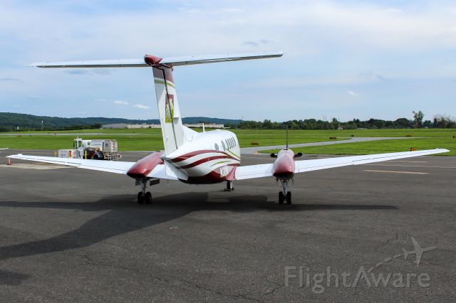 Beechcraft Super King Air 300 (N30ML)