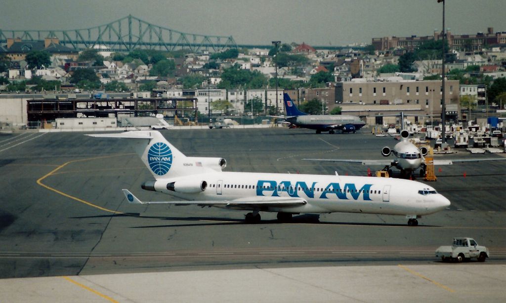 BOEING 727-200 (N364PA) - From 05/30/99
