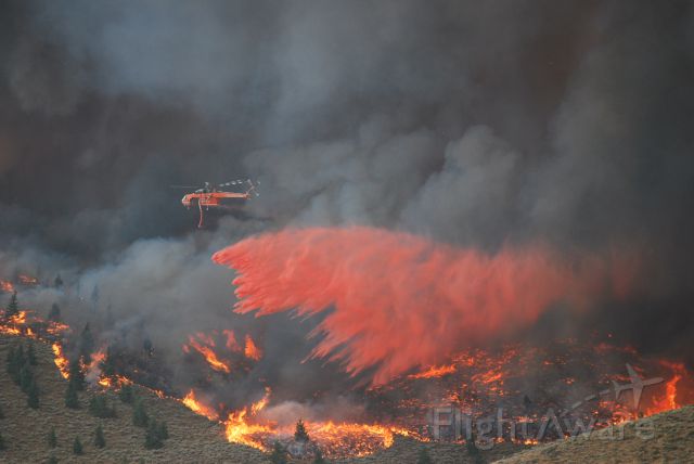 Sikorsky CH-54 Tarhe — - 1967 ERICKSON S64E Rotorcraft dropping during the Beaver creek fire in Blaine County Idaho summer 2013