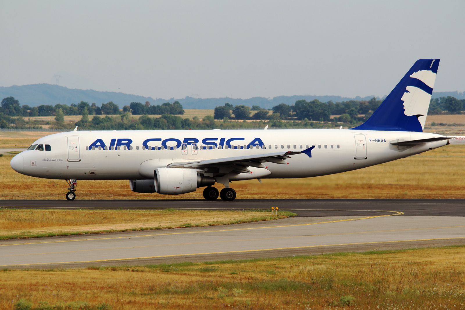 Airbus A320 (F-HBSA)