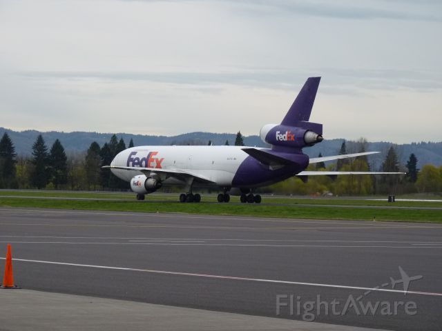 McDonnell Douglas DC-10 (N317FE) - Taxiing to the FED EX ramp, it will become Flt 1225 to MEM.