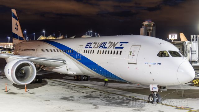 Boeing 787-9 Dreamliner (4X-EDC)