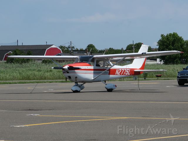 Cessna Skyhawk (N2775L) - 30 June 2015.