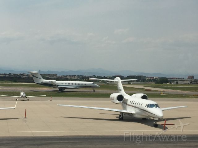 Gulfstream Aerospace Gulfstream G650 (N13MS) - Inside The Perfect Landing Restaurant while this Gulfstream G650 is taxing to parking.