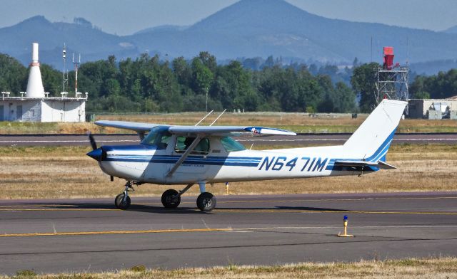 Cessna 152 (N6471M)