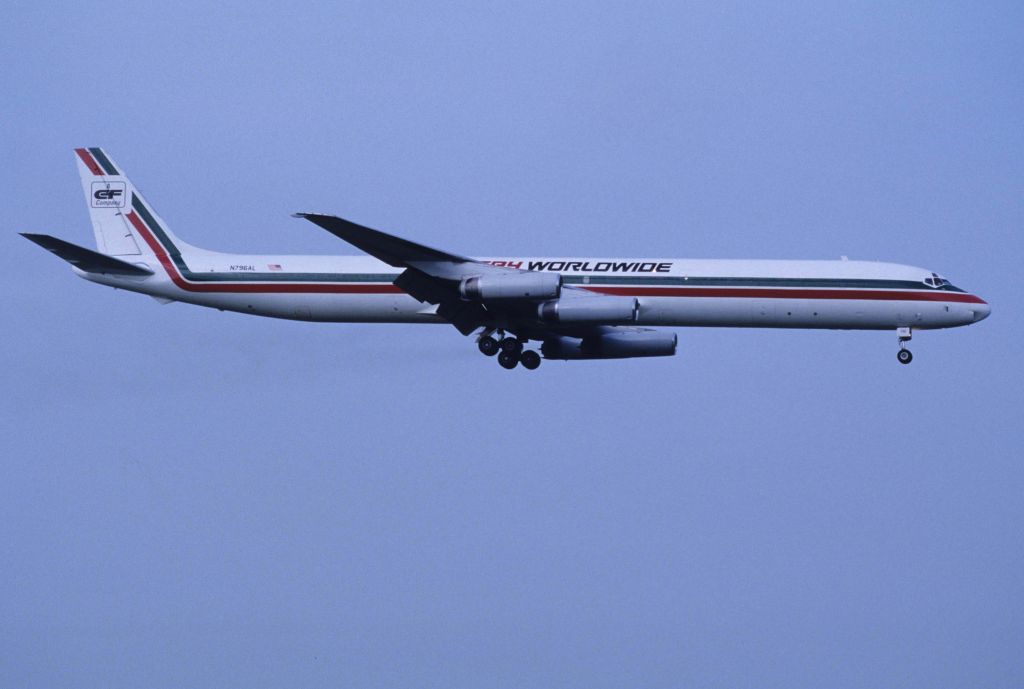 McDonnell Douglas DC-8-60 (N796AL) - Final Approach to Natita Intl Airport Rwy16 on 1990/06/24