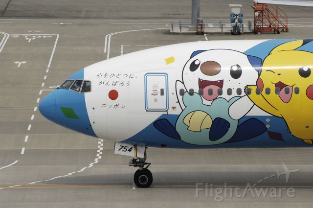 BOEING 777-300 (JA754A) - Visit at Haneda Intl Airport on 2012/05/08 "Pokemon c/s"