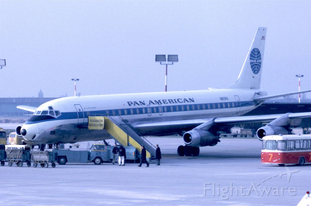 McDonnell Douglas Jet Trader (N815PA) - DC-8-32 January 1969 at Düsseldorf