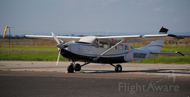 Cessna T207 Turbo Stationair 8 (VH-WOT)