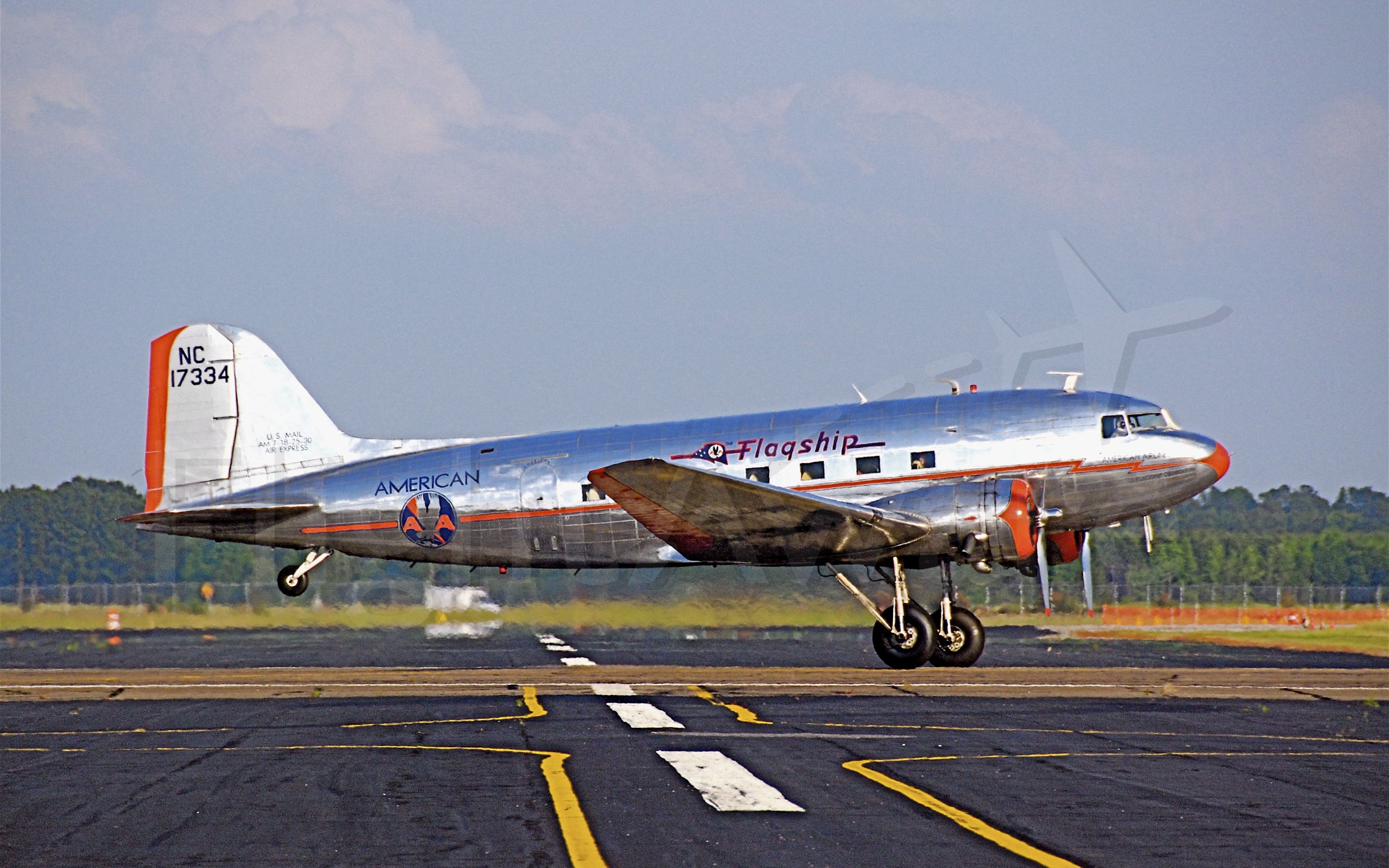 Douglas DC-3 (NAC17334) - Restored American Airlines DC-3 at KLBT Mid Atlantic May 2007