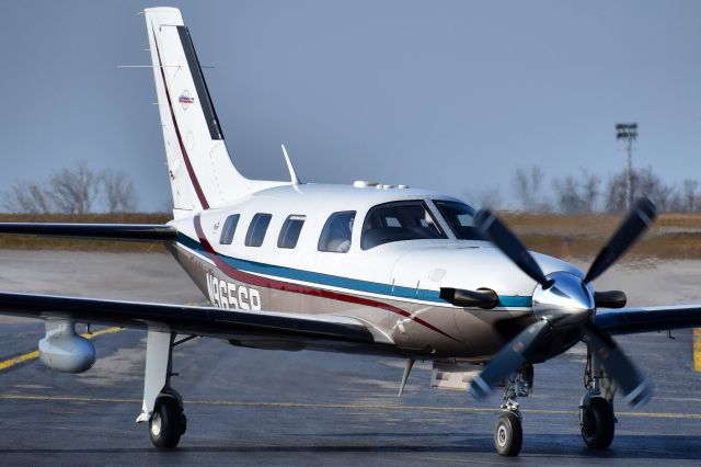 Piper Malibu Meridian (N965SB) - Piper Malibu Meridian taxiing into the Buffalo Niagara International Airport FBO ramp...
