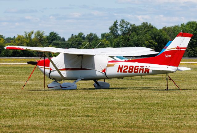 Cessna Skylane (N288RW)
