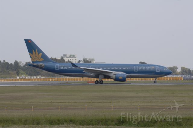 Airbus A330-200 (VNA375) - Departure at Narita Intl Airport 16R on 2010/5/3