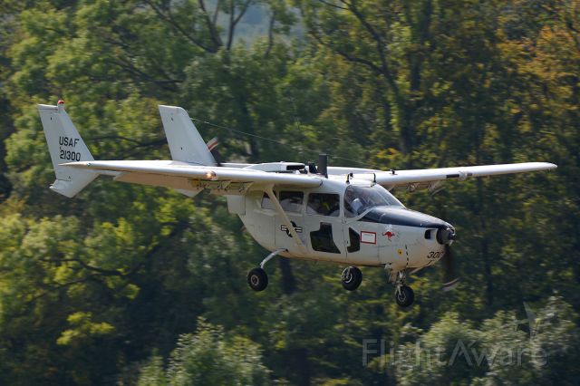 Cessna Super Skymaster (N590D) - OTT19