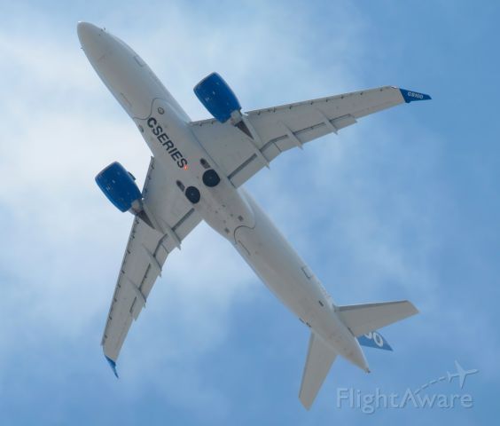 Bombardier CS100 (C-FFCO) - Come back at YMX on runway 29 after a test flight.