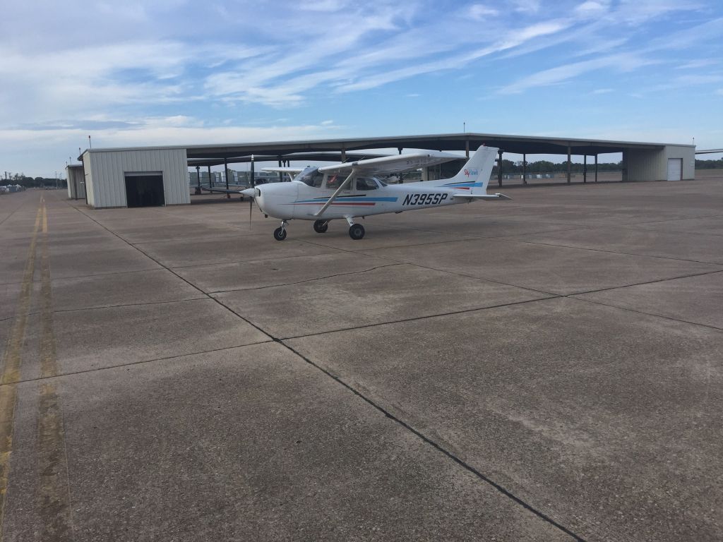 Cessna Skyhawk (N395SP)
