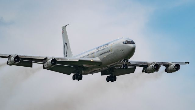 Boeing 707-300 (N629RH) - Omega Tanker 707 on approach 13R.br /3/27/20