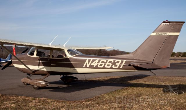 Cessna Skyhawk (N46631) - A 1968 model.