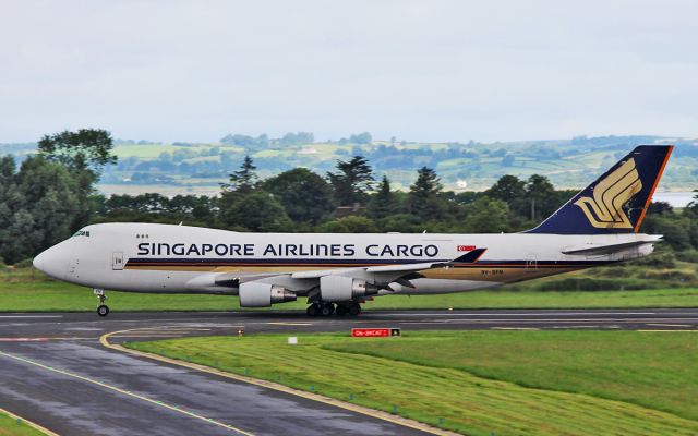 Boeing 747-400 (9V-SFN) - singapore cargo b747-4f 9v-sfn dep shannon for australia with horses 22/7/16.