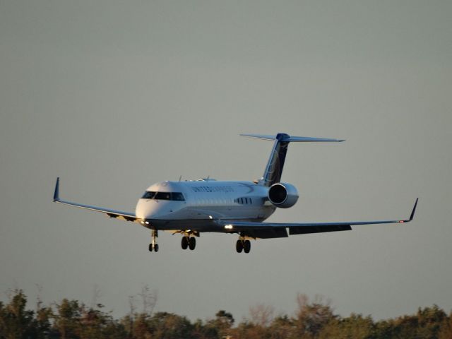 Canadair Regional Jet CRJ-200 (N409AW)
