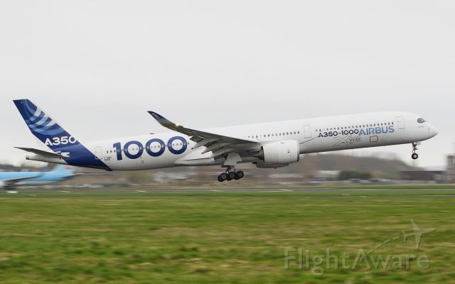 Airbus A350-900 (F-WMIL) - a350-1041xwb f-wmil crosswind testing at shannon 18/4/18.