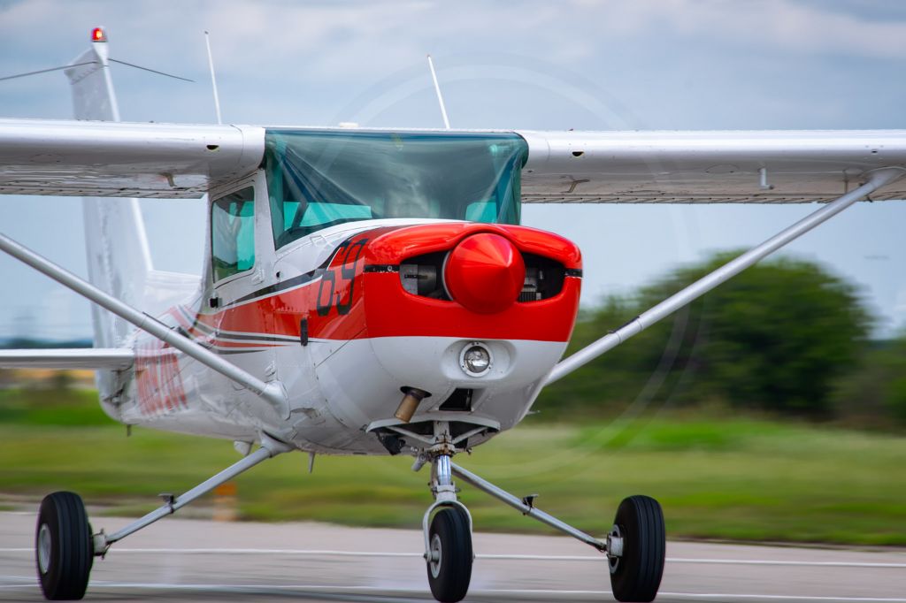 Cessna 152 (OST69)