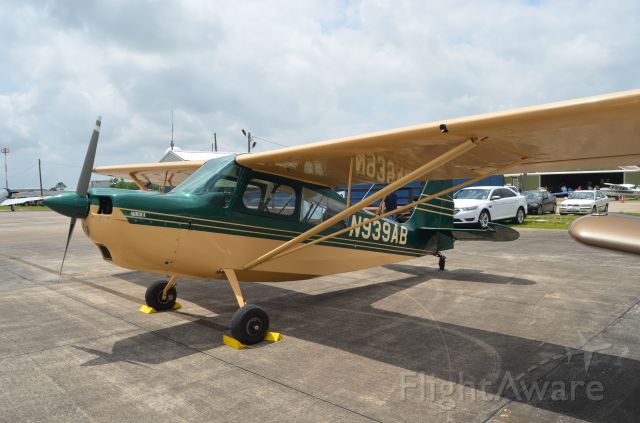 CHAMPION Tri-Traveler (N939AB) - Taken during the Pearland Airport open house and BBQ fly-in.