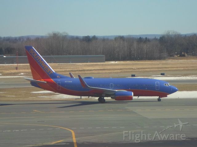 Boeing 737-700 (N7726A) - A former AirTran Airways Boeing 737-7BD arrives at Albany International.