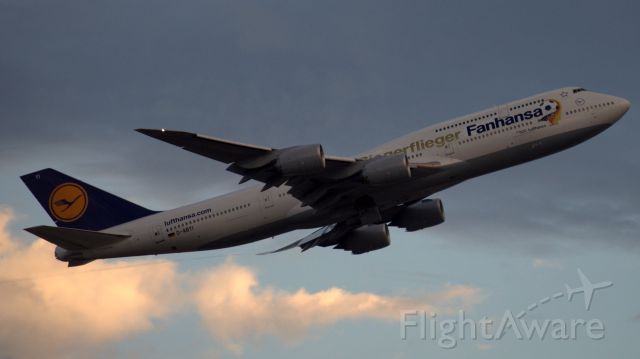 BOEING 747-8 (D-ABYI) - Lufthansas Siegerflieger Fanhansa world cup champion ship aircraft departs KLAX for Frankfurt 