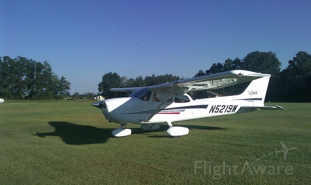 Cessna Skyhawk (N5219W) - @ Sky Ranch  Baker, FL