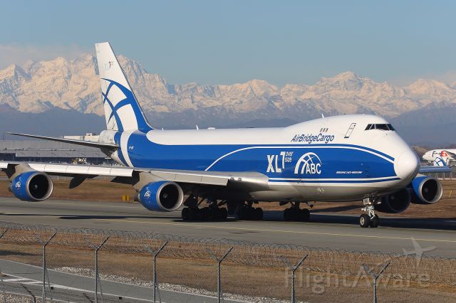 Boeing 747-200 (VP-BIK)