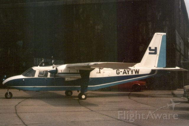 ROMAERO Islander (G-AYYW) - Seen here in Jun-85.  Transferred to Belize 21-May-01 where it became BDF-05 for the Belize Defence Force.