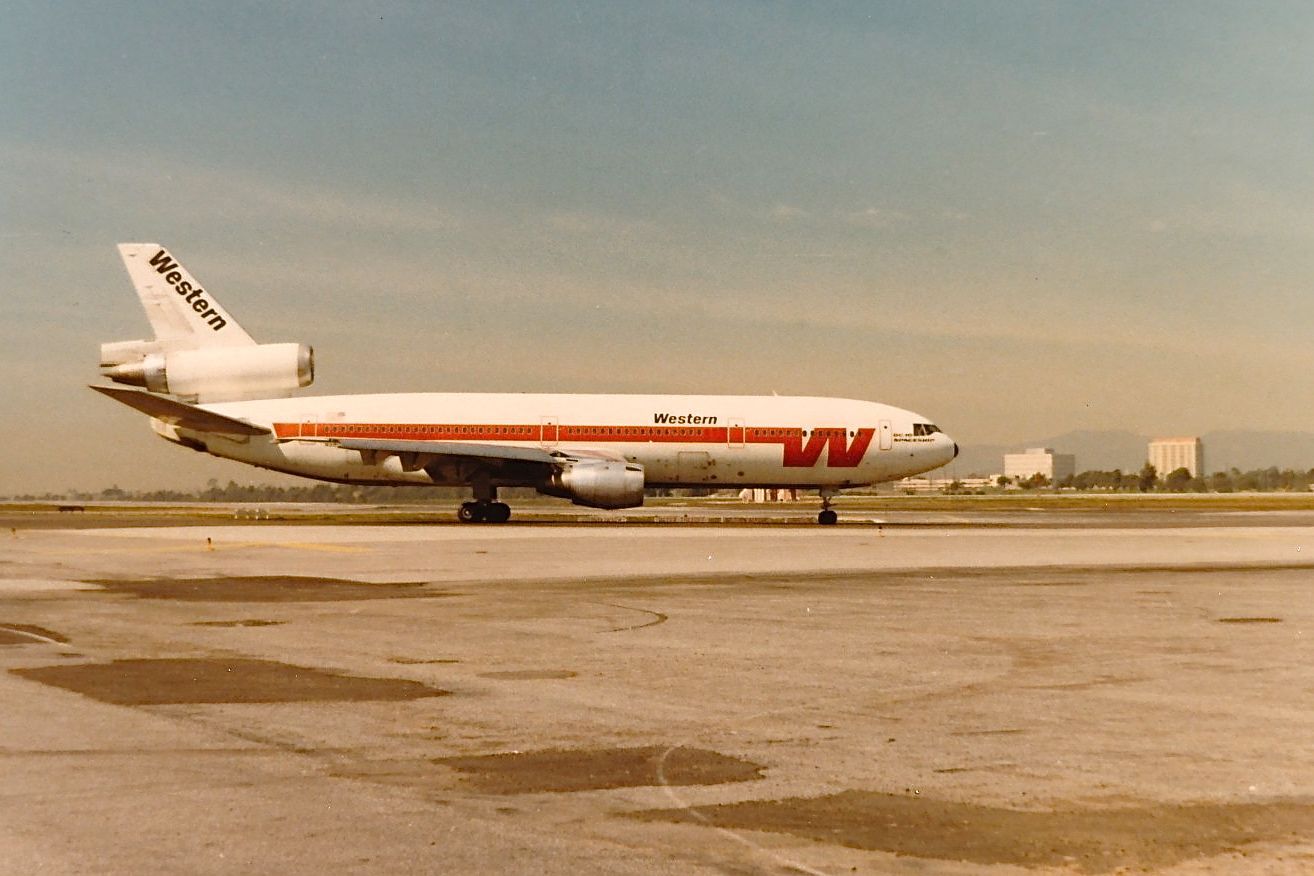 McDonnell Douglas DC-9-50 — - Western Airline DC-10 departing KLAX spring 1977