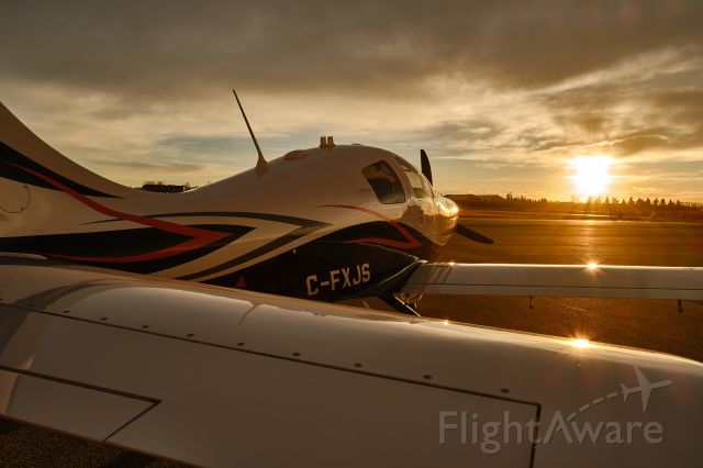 Cessna TTx (C-FXJS)